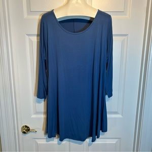 Monnuro Three Quarter Sleeve Tunic Top